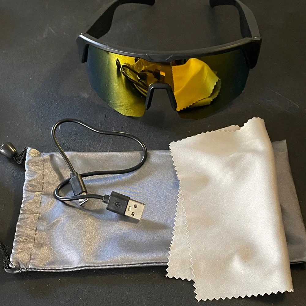 Cycling Smart Bluetooth Black and Gold Sports Sunglasses*